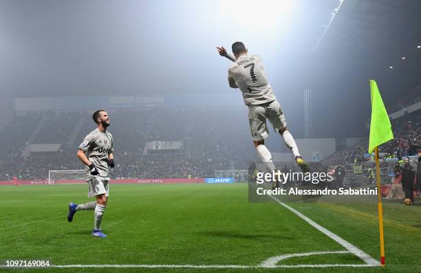 Cristiano Ronaldo of Juventus celebrates after scoring his team's second goal during the Serie A match between US Sassuolo and Juventus at Mapei...