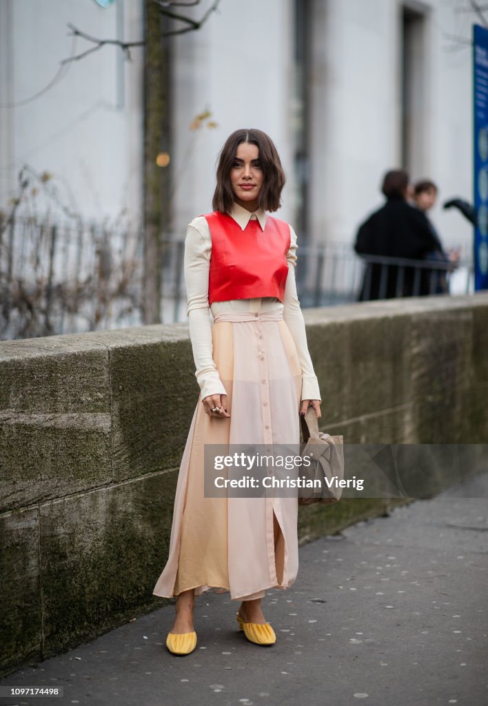 Street Style - Paris Fashion Week - Menswear F/W 2019-2020 : Day Six