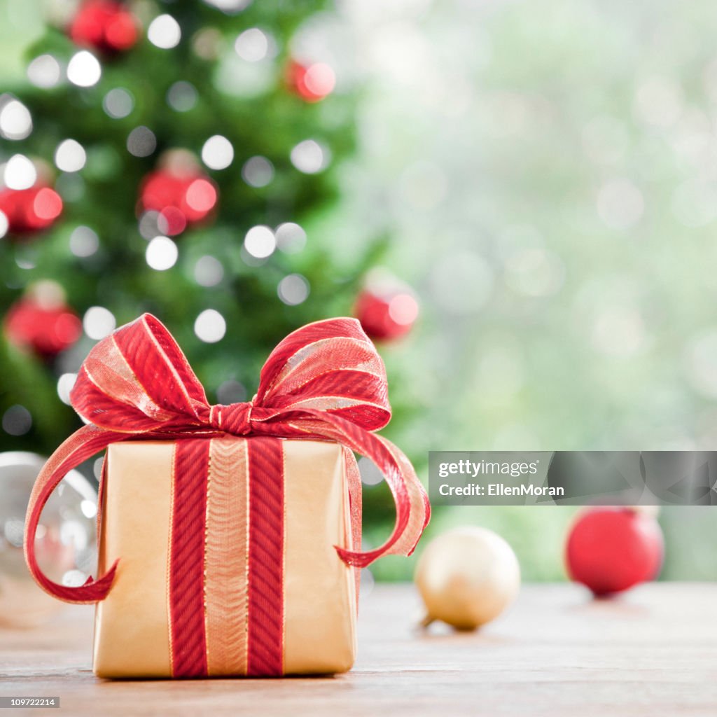 A picture of a wrapped Christmas gift