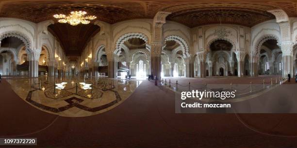 la mezquita de hassan ii - mosque hassan ii fotografías e imágenes de stock