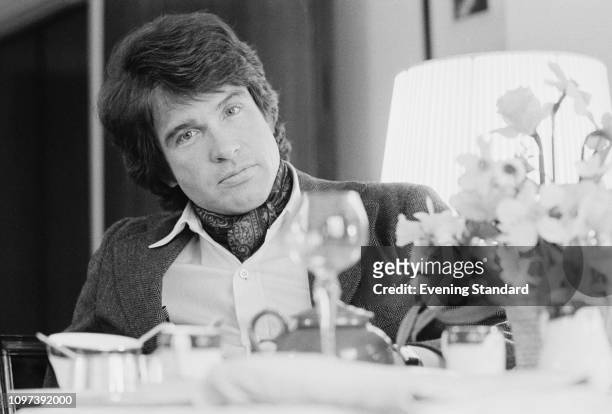 American actor and filmmaker Warren Beatty, UK, 18th April 1975.