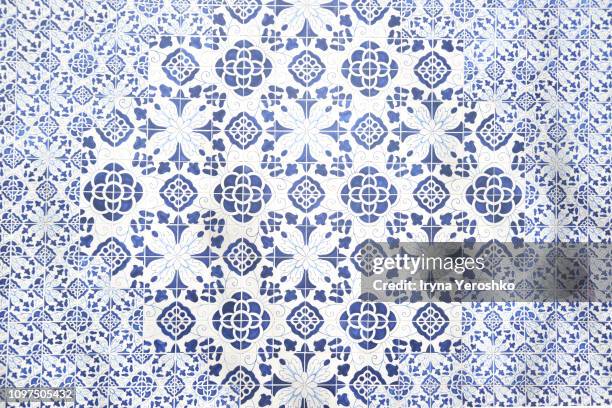 beautiful azulejo blue and white pattern - portugal tile stock pictures, royalty-free photos & images