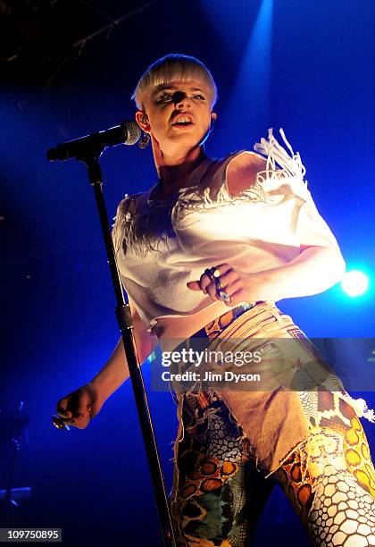 Robyn British Singer 8,290 Robyn Singer Stock Photos, High-Res Pictures, and Images - Getty ...