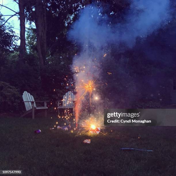 fireworks on the fourth of july - midsummer night dream stock pictures, royalty-free photos & images