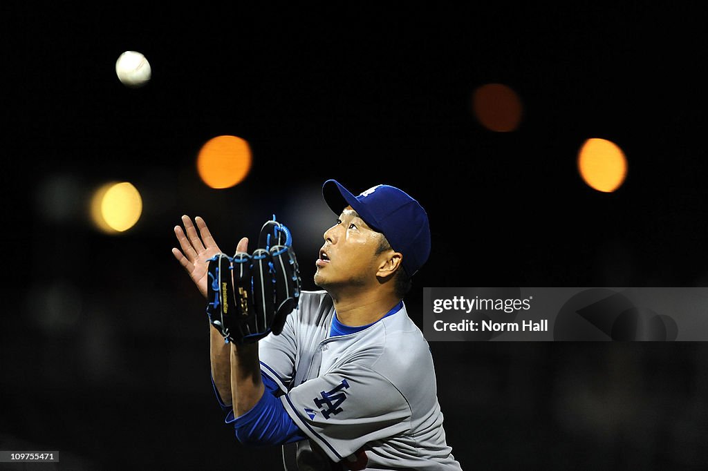 Los Angeles Dodgers v Cincinnati Reds