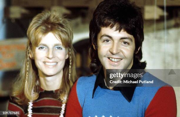 Linda McCartney and husband Paul McCartney of Wings posed in 1973.