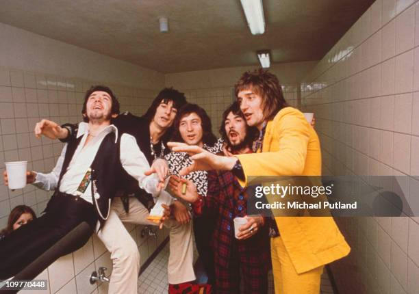 Keyboard player Ian McLagan, guitarist Ronnie Wood,drummer Kenney Jones, bassist Ronnie Lane and singer Rod Stewart of the Faces circa 1971.