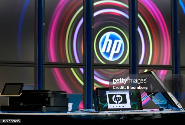 Computer Lobby Laptop Lobby Photos and Premium High Res Pictures - Getty Images