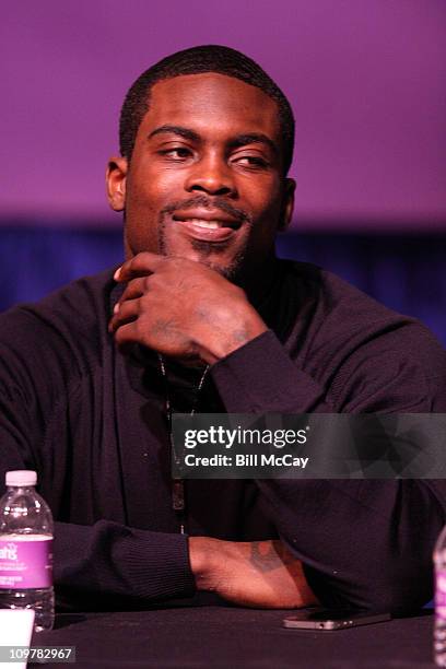 Michael Vick, Philadelphia Eagles QB and winner of the Bert Bell Award for Professional Player of the Year, attends the 74th Annual Maxwell Football...