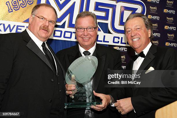 Andy Reid, Philadelphia Eagles Head Coach and Winner of the 22nd Annual Earle "Greasy" Neale Award Winner for Professional Coach of the Tear, Ron...