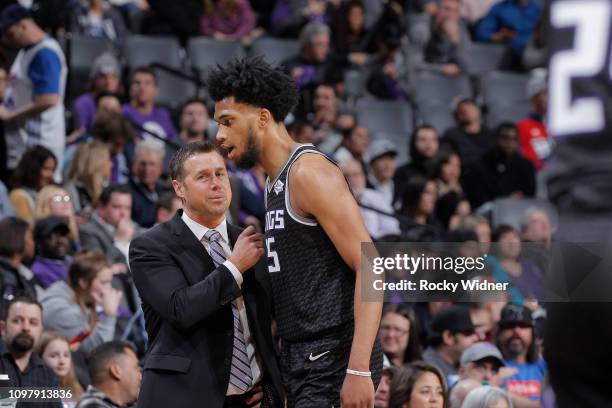 Head coach Dave Joerger of the Sacramento Kings coaches Marvin Bagley III against the San Antonio Spurs on February 4, 2019 at Golden 1 Center in...