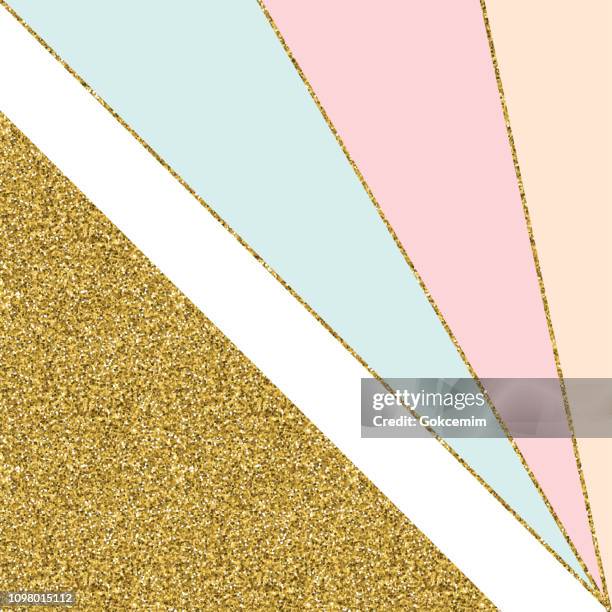 stockillustraties, clipart, cartoons en iconen met abstracte geometrische achtergrond met gouden lijnen en pastel gekleurde driehoeken. gouden uitnodiging, brochure of banner met minimalistische geometrische stijl. gouden lijnen, glitter, frame, vector fashion behang, poster - girly wallpapers