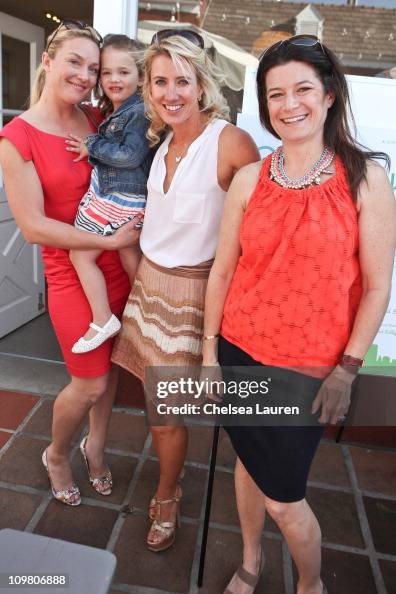 Actress Elisabeth Rohm, daughter Easton August Anthony Wooster,... News ...