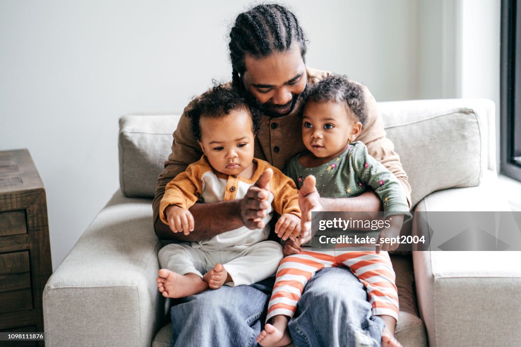 Happiness to be on parental leave with two kids