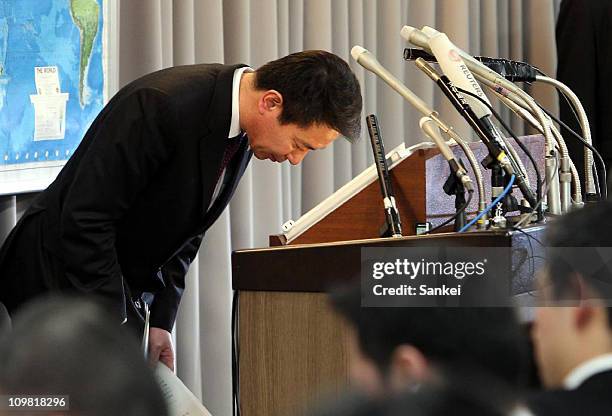 Foreign Minister Seiji Maehara bows for apology during the resignation press conference at the Foreign Ministry on March 6, 2011 in Tokyo, Japan....