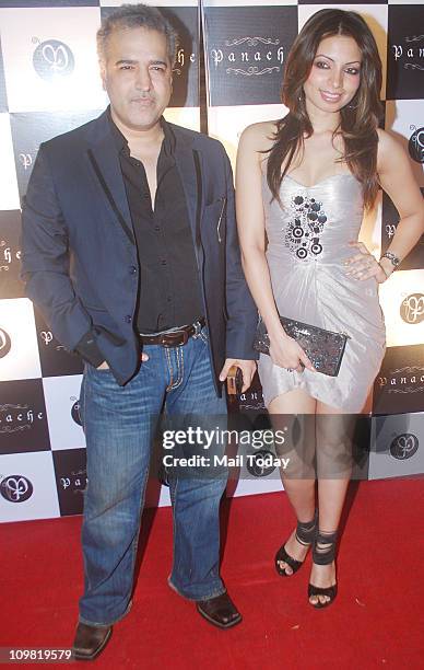 Ravi Behl with Shama Sikander at the launch of Panache Club at Fort, Mumbai on March 4, 2011.