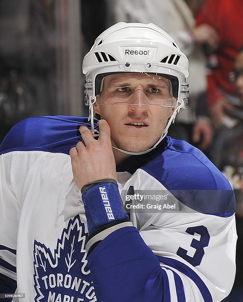 Chicago Blackhawks v Toronto Maple Leafs