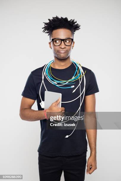 it professional with cables and digital tablet - nerd stock pictures, royalty-free photos & images