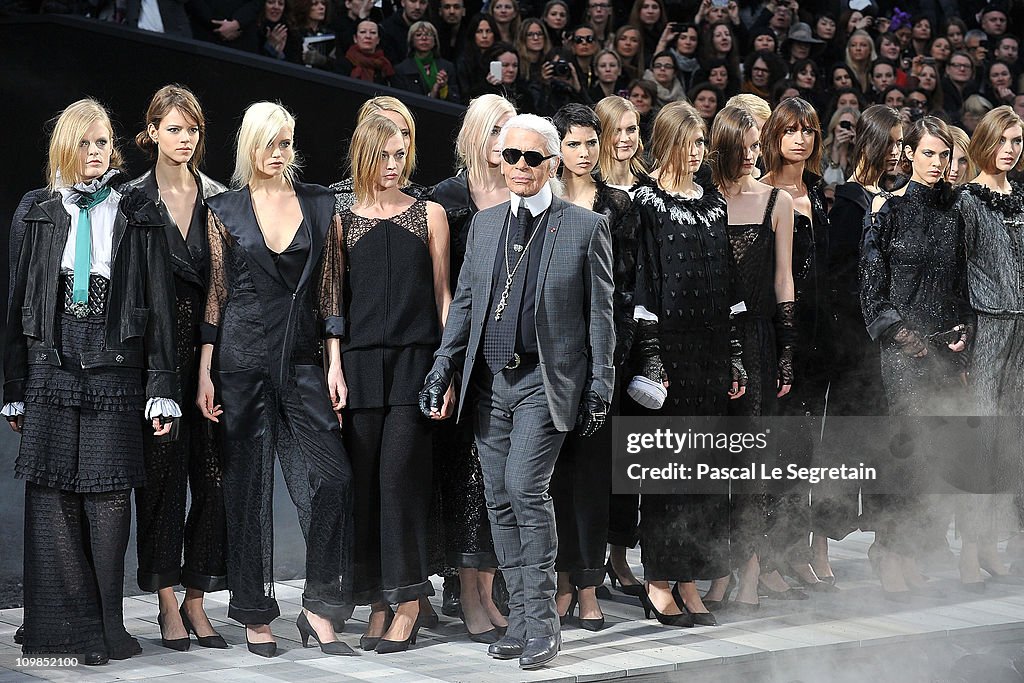 Chanel: Runway - Paris Fashion Week Fall/Winter 2012