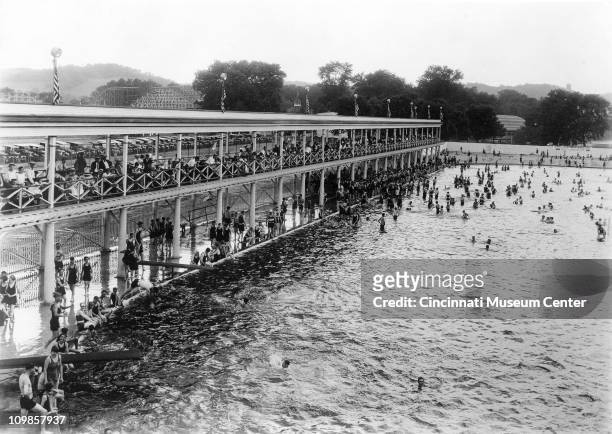 View of the crowds at the Coney Island Park swimming pool, Cincinnati, Ohio, 1930s. Later renamed Sunlite Pool, it is the largest re-circulating...