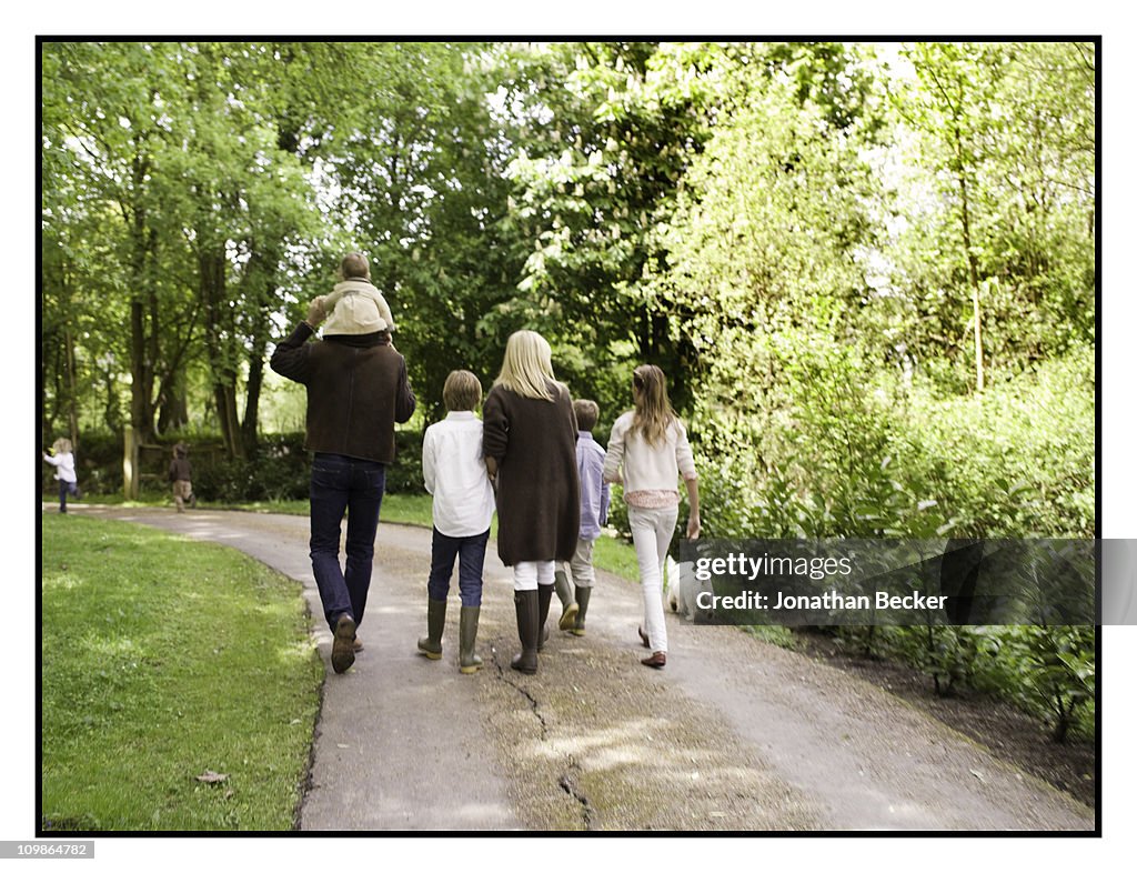 Princess Marie-Chantal and Family, Vanity Fair - Spain, November 1, 2009