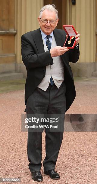 Bottomley Sir Peter Bottomley Photos and Premium High Res Pictures - Getty Images