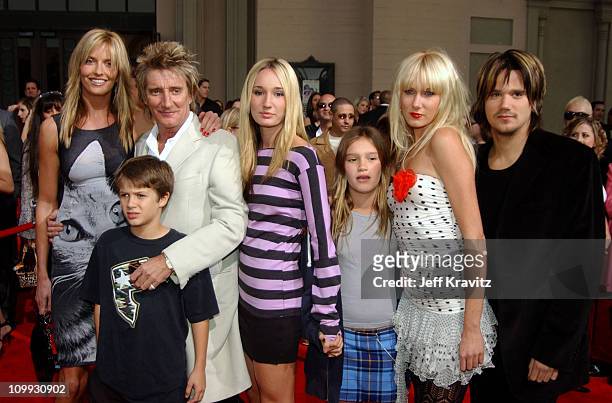 Rod Stewart and Penny Lancaster and his family