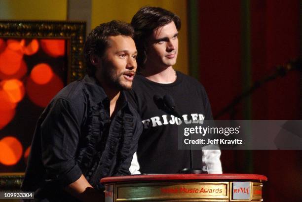 Diego Torres and Juanes during MTV Video Music Awards Latinoamerica 2002 - Show at Jackie Gleason Theater in Miami, FL, United States.