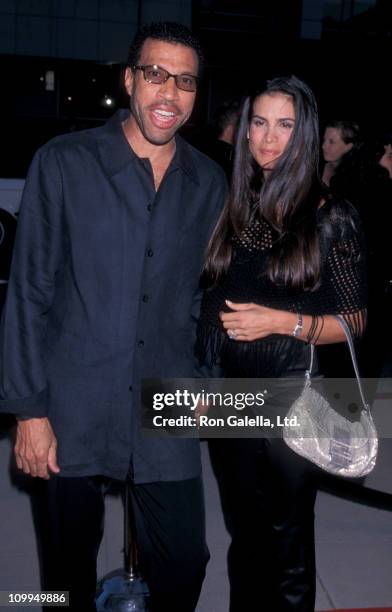 Musician Lionel Richie and Diane Alexander attend the premiere of "Introducing Dorothy Dandridge" on August 9, 1999 at the Academy Theater in Beverly...