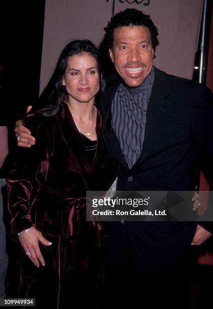 Musician Lionel Richie and Diane Alexander attend Cedars-Sinai Valentine's Ball Honoring Larry King on February 13, 2002 at the Beverly Hills Hotel...