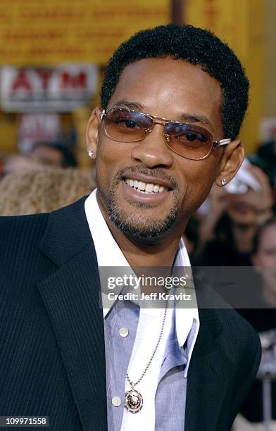 Will Smith during War of the Worlds Los Angeles Premiere and Fan Screening - Arrivals at Grauman's Chinese Theater in Los Angeles, California, United...