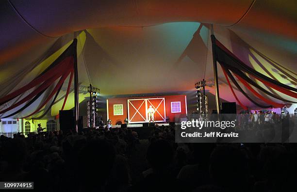 Atmosphere during 2005 Bonnaroo - Pre-Festivities - Charlie Murphy at Yet Another Comedy Tent in Manchester, Tennessee, United States.