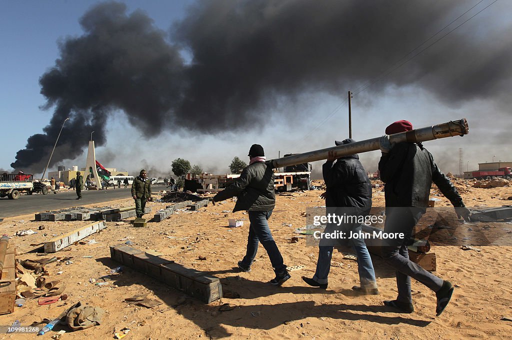 Opposition Rebels Battle Gaddafi Forces In Eastern Libya