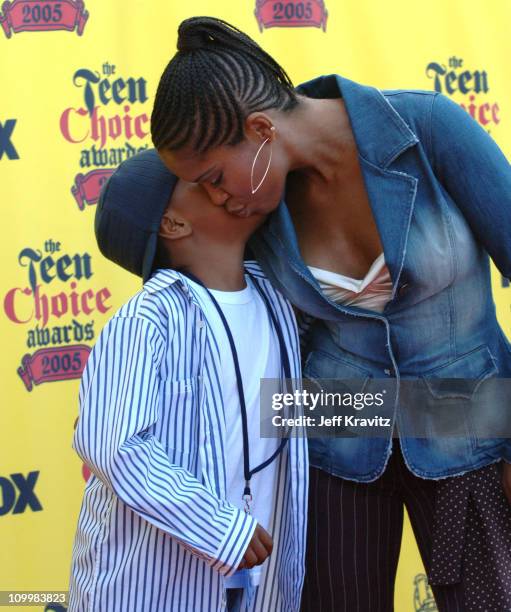 Regina King and Ian Alexander Jr during 2005 Teen Choice Awards - Arrivals at Gibson Amphitheater in Universal City, California, United States.