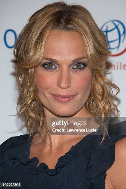 Molly Sims during The Smile Collection - Operation Smile's Annual Charity Dinner and Live Auction at Skylight Studios in New York, NY, United States.