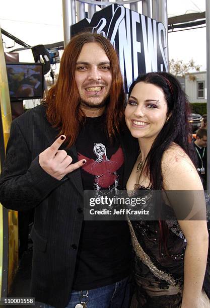 97 Evanescence 2005 Photos and Premium High Res Pictures - Getty Images