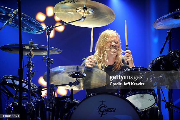 Musician Taylor Hawkins of the Foo Fighters performs at the 2008 VH1 Rock Honors honoring The Who at UCLA's Pauley Pavilion on July 12, 2008 in Los...