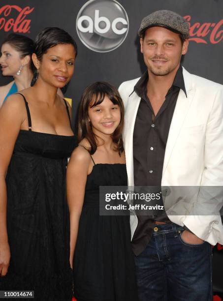 Actor Justin Chambers , wife Keisha Chambers and daughter arrive to the 2007 American Music Awards at the Nokia Theatre on November 18, 2007 in Los...