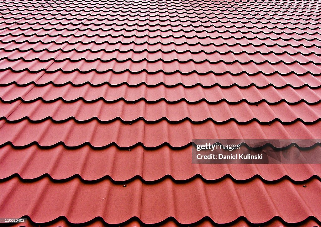 Red roof plates