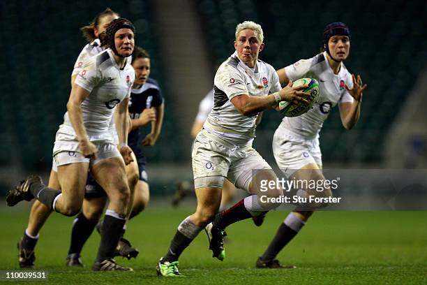 Heather Fisher of England breaks free during the Womens Six Nations Championship match between England and Scotland at Twickenham Stadium on March...