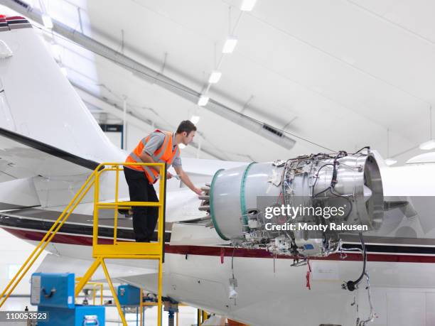 689 Jet Engine Side View Stock Photos, High-Res Pictures, and Images ...