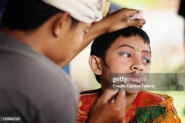 traditional balinese dance make-up - barong headdress stock pictures, royalty-free photos & images