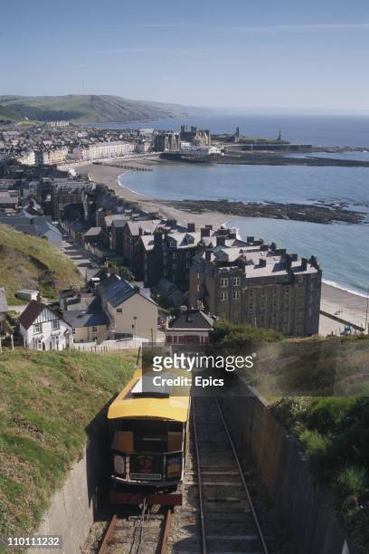 The railway climbs up the natural viewpoint of Constitution Hill along the coast of Aberystwyth, Wales, May 1997. The Aberystwyth Cliff Railway...
