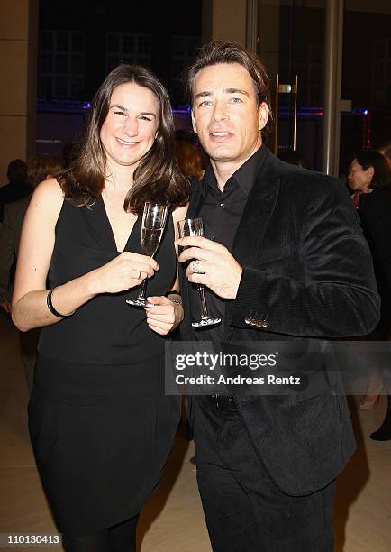 Jan Sosniok and Nadine Moellers attend the 'Deutscher Hoerfilmpreis 2011' at the Atrium Deutsche Bank on March 15, 2011 in Berlin, Germany.