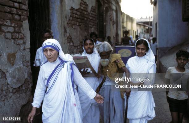 7 161 Of Mother Teresa Stock Photos High Res Pictures And Images 7-161-of-mother-teresa-stock-photos-high-res-pictures-and-images