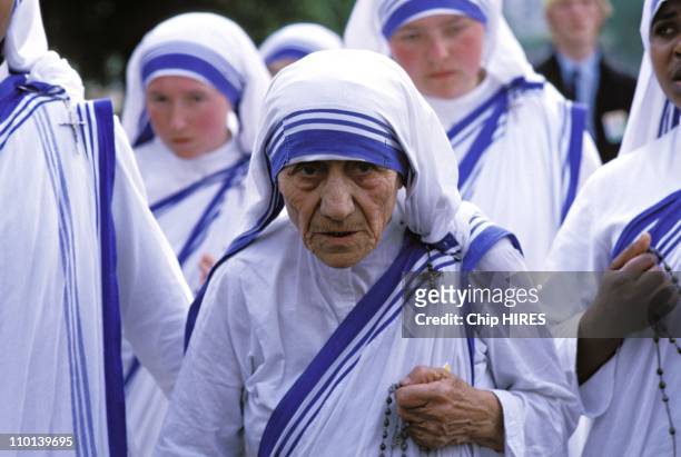Mother Teresa in Majdanek, Pologne on June 9, 1987.