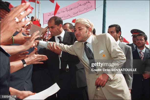 Saharian Saharian Desert Photos and Premium High Res Pictures - Getty Images