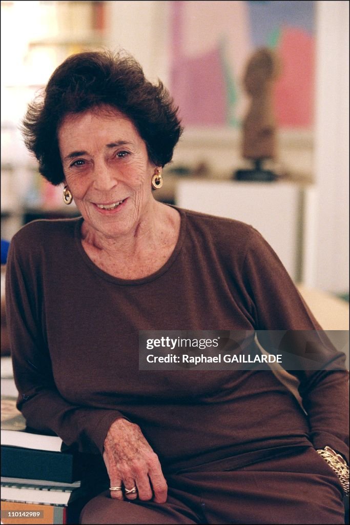 Close-up Francoise Giroud in France in October 2001.