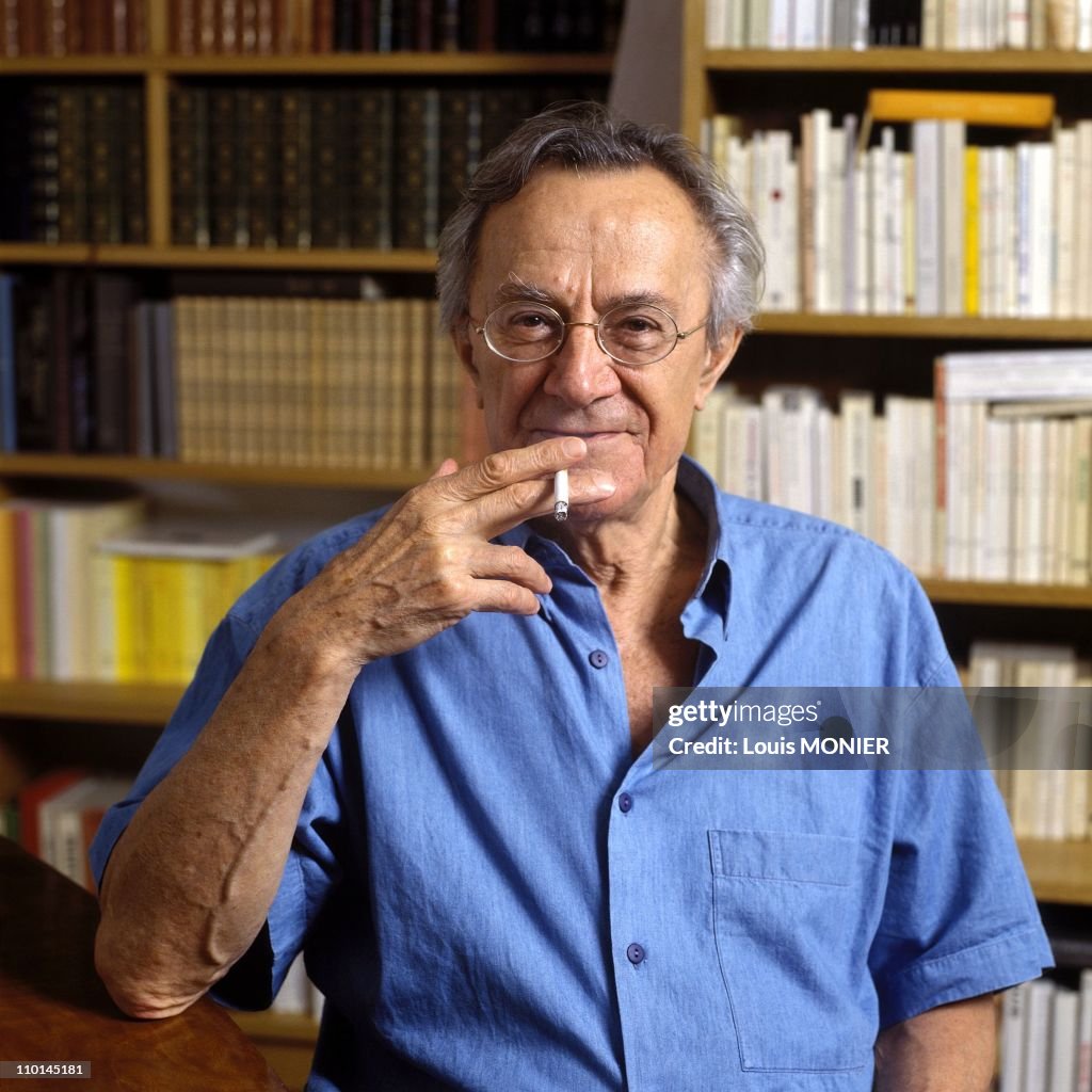 Back, back, back (part Deplete passionate Jean-Francois Lyotard, Philosopher in France in June, 1994. News Photo - Getty Images Back, back, back (part Deplete passionate Jean-Francois Lyotard, Philosopher in France in June, 1994. News Photo - Getty Images