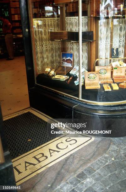 Tabac Shop Tabacs Photos and Premium High Res Pictures - Getty Images